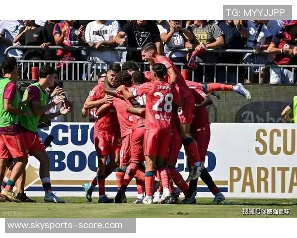 足总杯激战国米逆转莱比锡红牌争议引发全场热议与反思