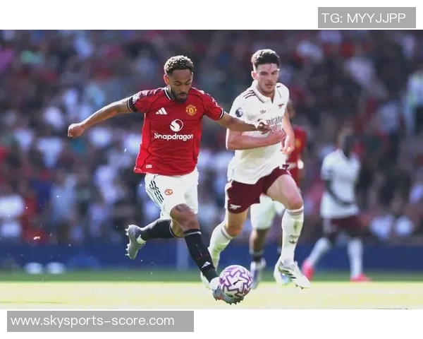 欧联杯阿森纳与那不勒斯战平乌龙球引发全场争议判罚热议