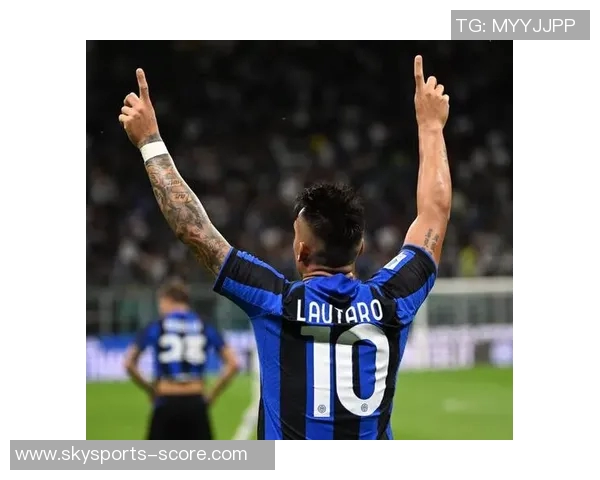 中超热战曼联大胜国米引发转会风波球迷热议未来动向